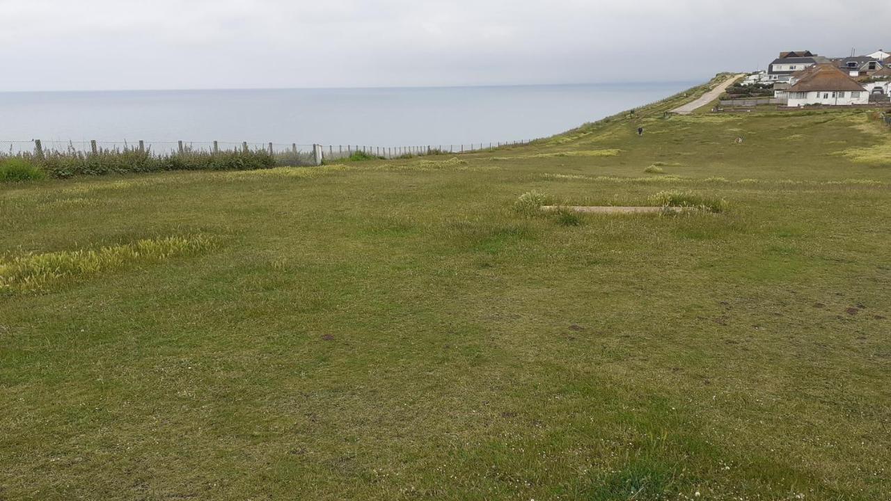 Safe Haven 1 Bed Bungalow Peacehaven Экстерьер фото